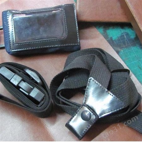 皮具厂生产RFID手持刷卡皮套电子产品收纳包