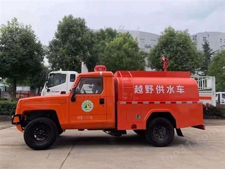 东风勇士四驱消防救险车 装水2吨消防救险车