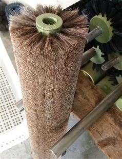 瑞铭毛刷厂家定做猪鬃毛刷轮 剑麻羊毛  小毛刷辊 防静电 动物毛发小刷辊