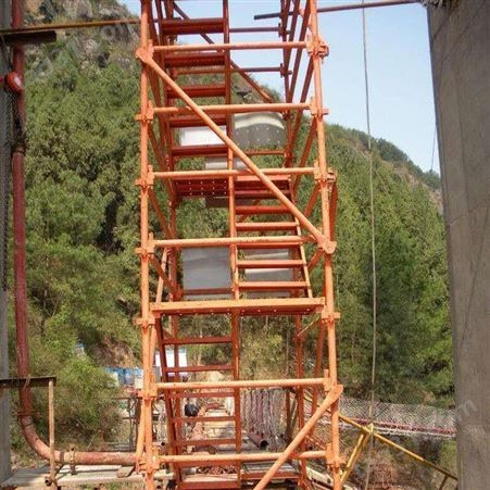基坑安全爬梯 桥梁施工安全爬梯 挂网爬梯 砚常安全爬梯