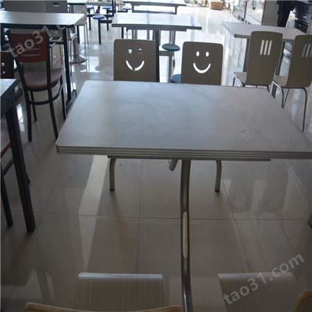 学校专用食堂餐桌椅 商丘商用连体快餐桌椅