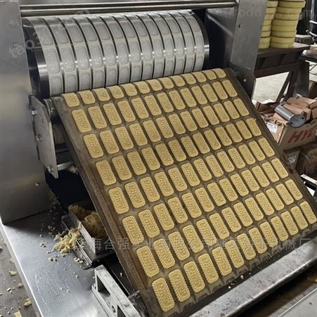 厂家供应黄油饼干辊压成型机 全自动棍印饼干成型机 饼干烘烤设备 上海合强制造商