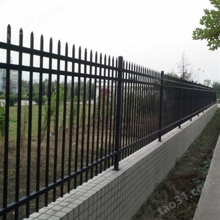 格拉瑞斯围墙护栏厂直销小区庭院围墙围栏别墅单位铁艺围墙栏杆定制