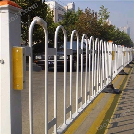 城市道路护栏生产厂家 现货直销格拉瑞斯人行道隔离栏杆 马路分隔带防护栏