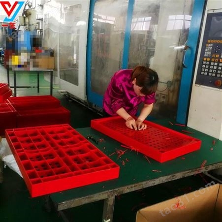 上海一东塑料制品注塑开模订制运输货物周转箱运输设备收纳筐设计交通货备品生产供应塑料箱制造