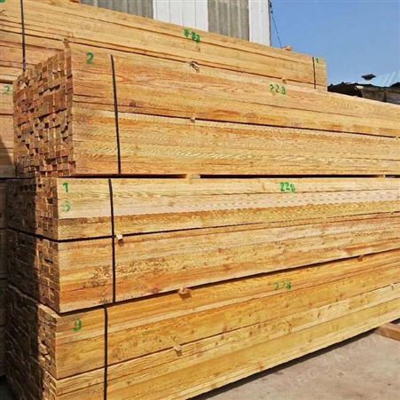 建筑工地木方厂家批发 10x10铁杉工地木方定制平价销售 呈果木业