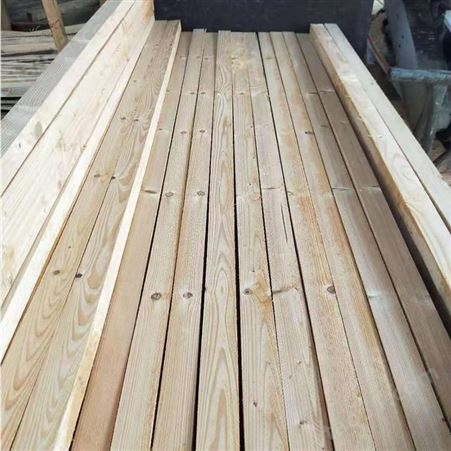 山东木方价格 3x8白松建筑木方厂家定制加工 呈果木业自产自销