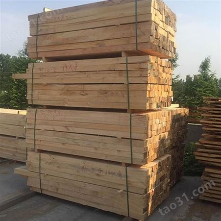 呈果木业工地木方价格 15x15白松Ⅰ级工地木方厂家自产自销 *