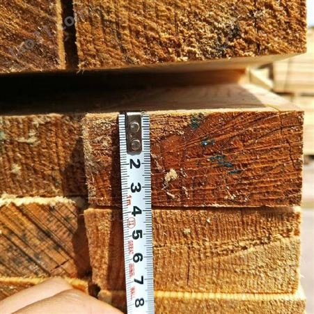 呈果木业辐射松建筑木方批发4米辐射松建筑木方厂家供应